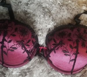 Pink and Black Lace Push up Bra Sz 32D
